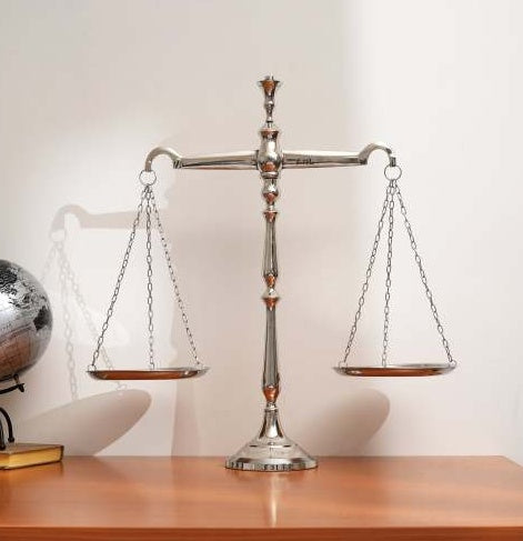 Vintage-style Libra-scale tray centerpiece, 23 x 6 x 21 inches, crafted from lightweight aluminum with a sleek nickel finish—ideal for home or office décor, console or dining tables, and decorative display items.